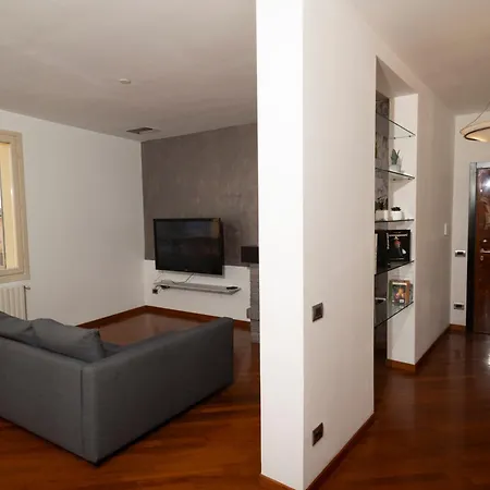 Casa Emanuela - In The Heart Of Lejlighed Carpi
